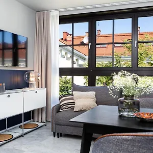 https://h11-apart-hotel.krakowhotelspoland.com